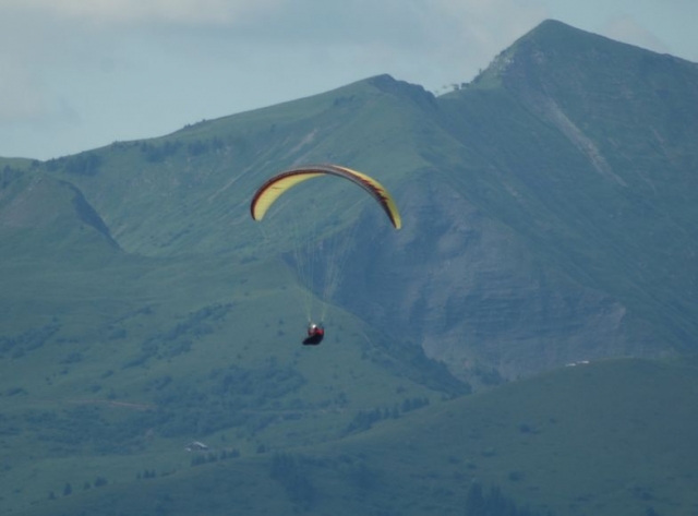  Volando sobre el valle 